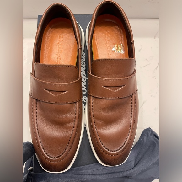 Wolf & Shepherd Crossover Loafer - Picture 2 of 4